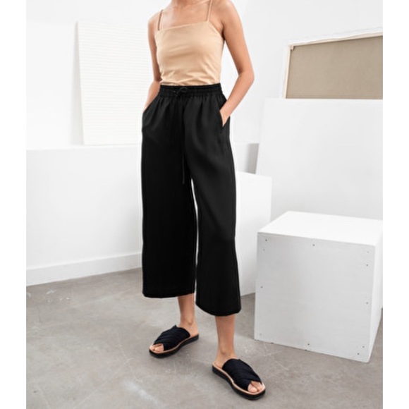 & Other Stories Pants - Black Lyocell Drawstring Culottes - size 4
